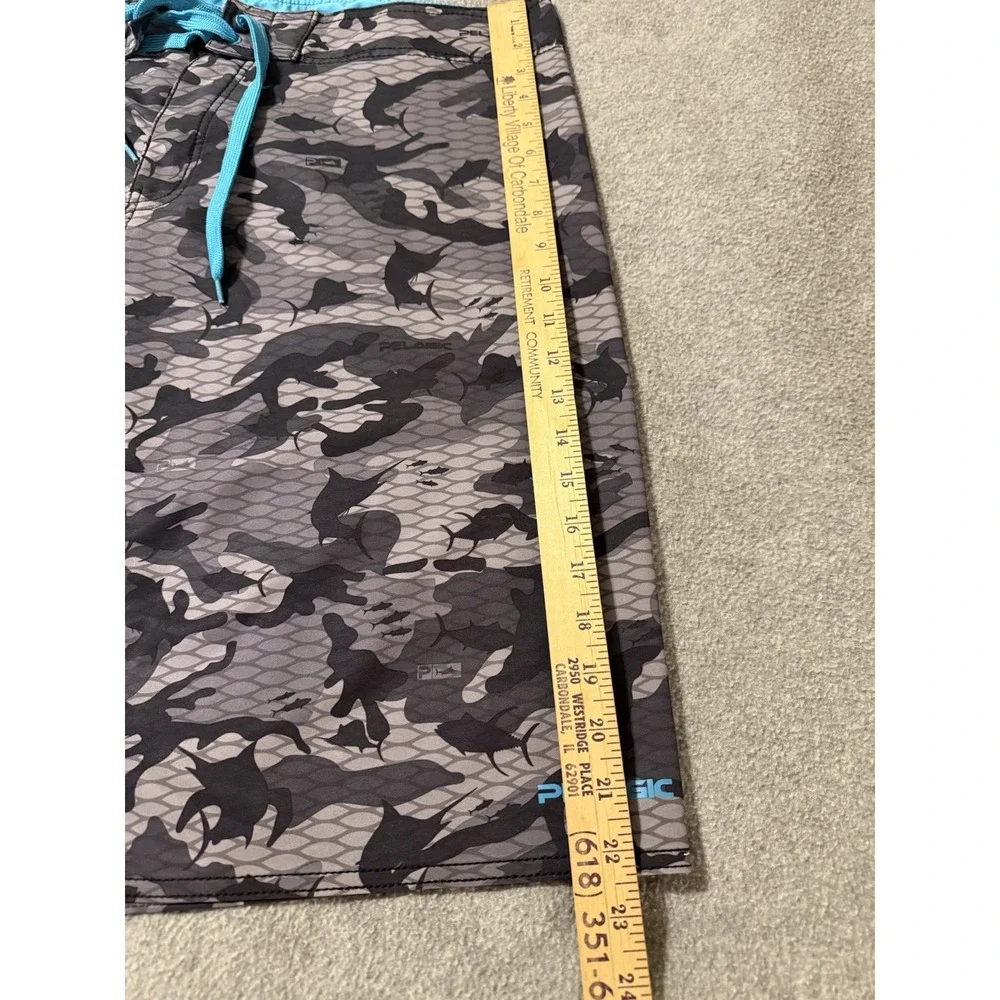 Pelagic 4Tek Fish Camo 2 Gray Board Shorts Men 40 Swim Trunks Pocket Drawstring